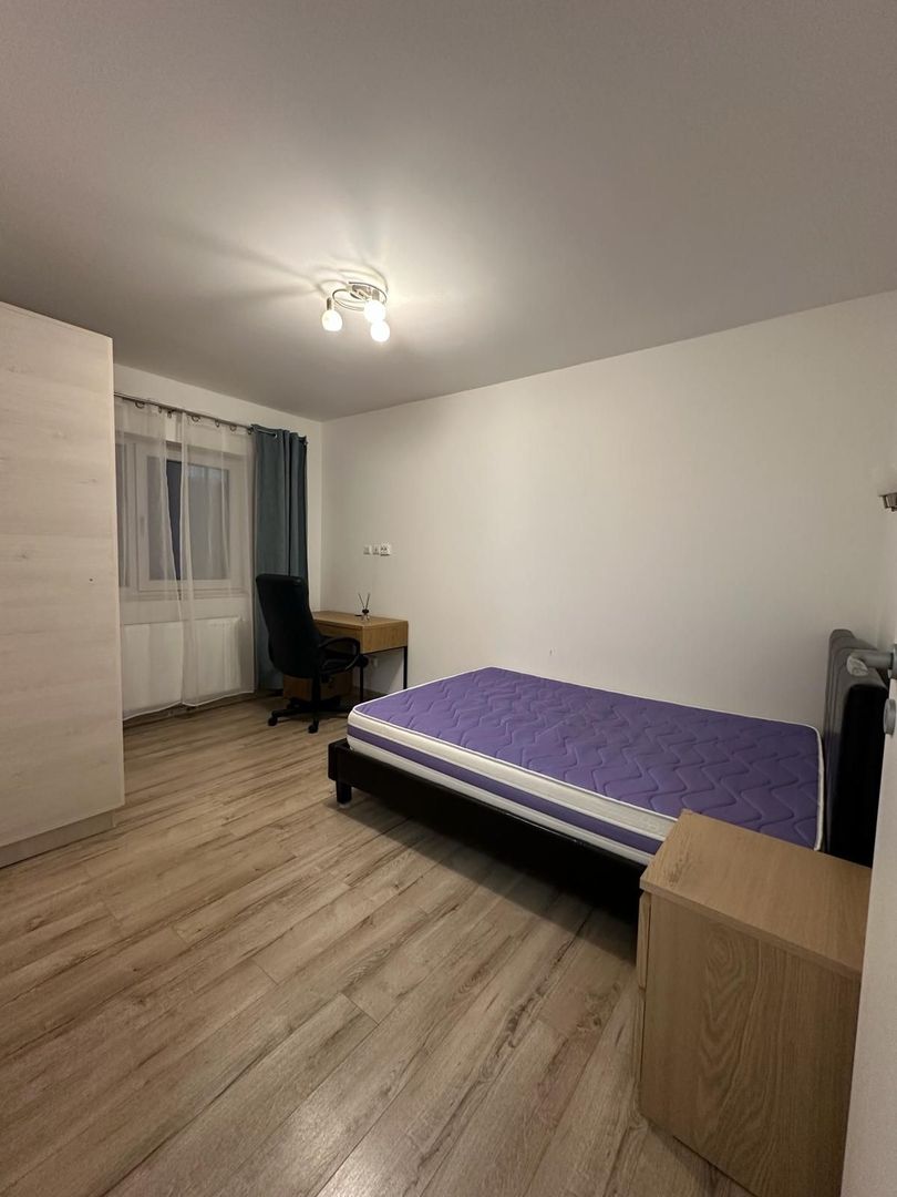 3 camere decomandat metrou Aparatorii Patriei sector 4 - Poză 2