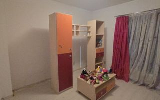 Apartament generos cu 4 camere, situat în zona Poligon. - Poză 5