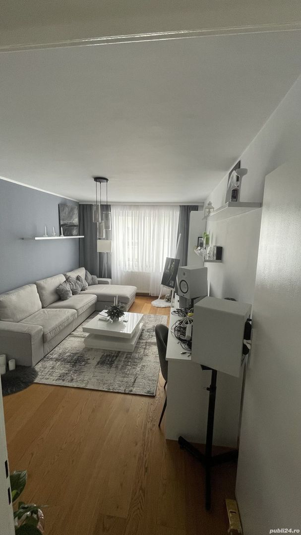 Apartament cu 3 camere - Poză 1