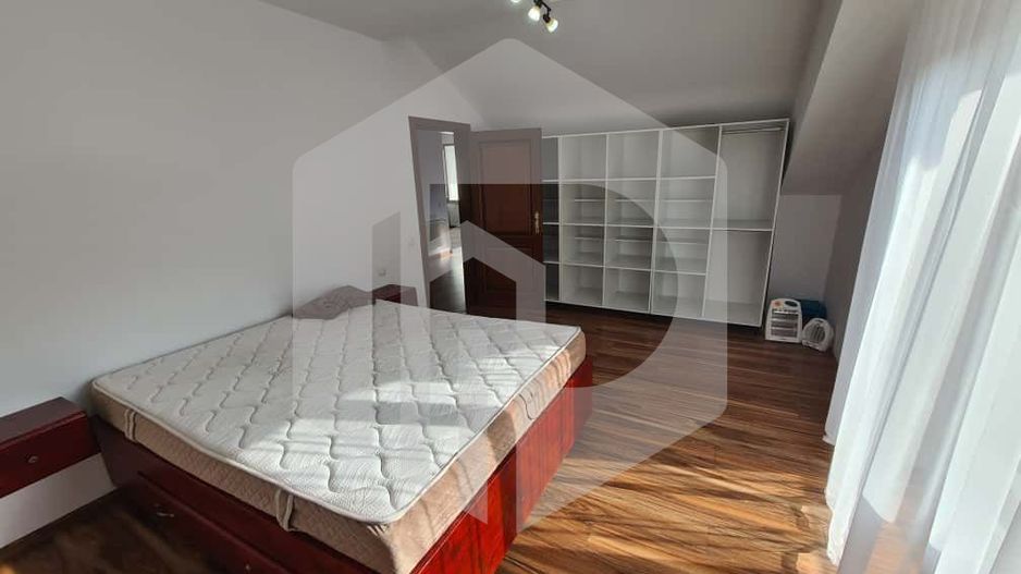 Apartament|4 camere | zona Calea Dumbravii | Lift | Parcare subterana - Poză 4