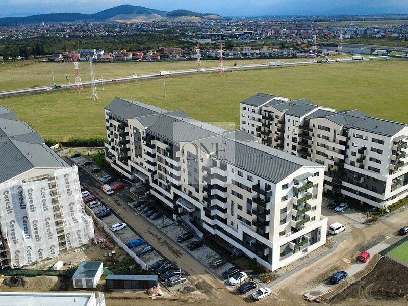 Apartament Spațios Bloc Nou - Poză 2