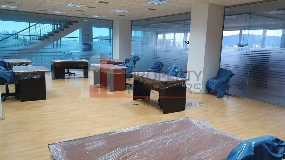 Complex industrial cu cladire de birou reprezentativa - Poză 2