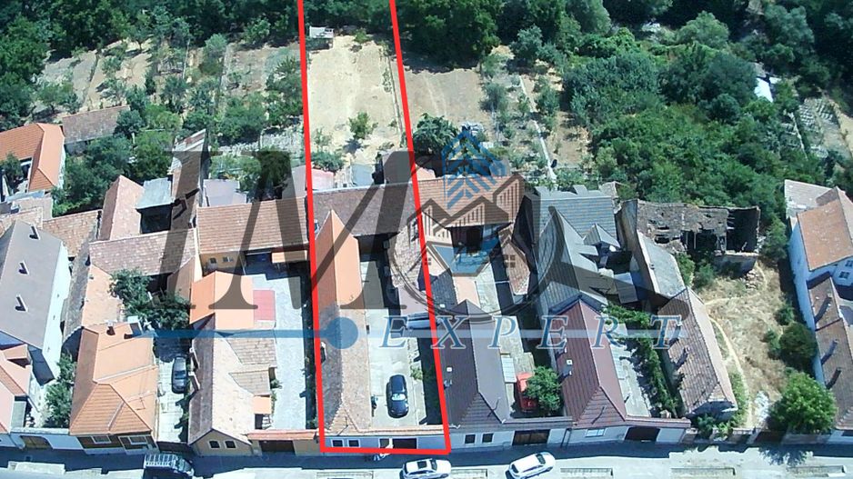 Casa individuală de vânzare in apropiere de centru Sebeș - Poză 1