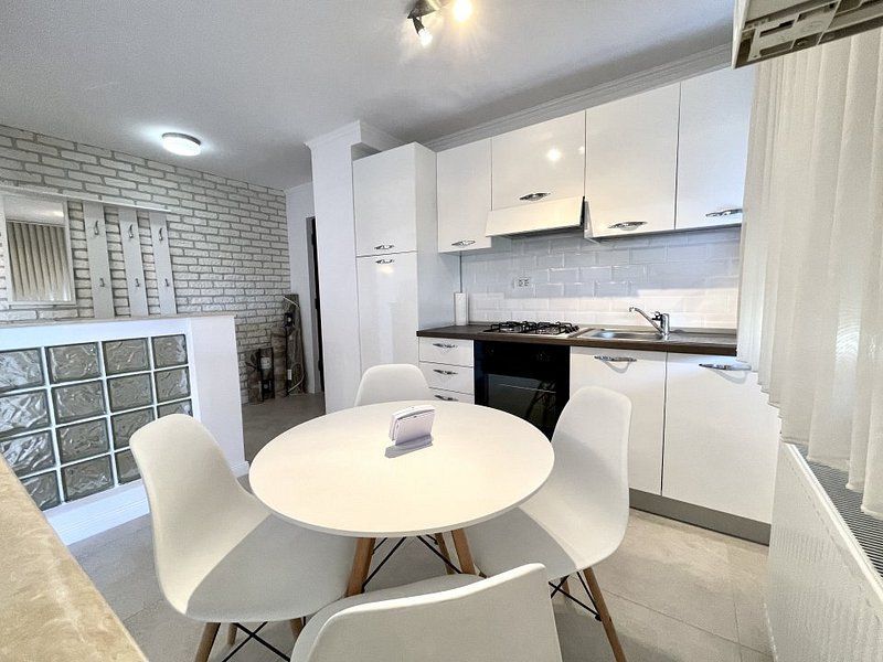 Apartament în Piața Victoriei, de închiriat, 2 camere - Poză 12