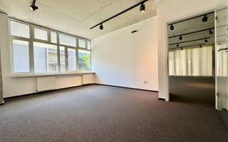 Clădire de birouri în zona Centrală - Poză 24