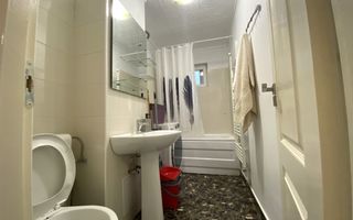 Apartament cu 2 Camere, Zona Cetate - Poză 8