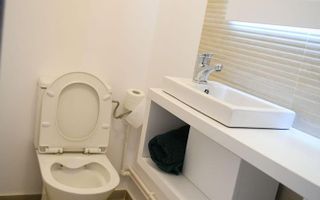 3 camere decomandat, instalatii noi, etaj 2, zona Sebastian - Poză 4