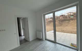 Casa moderna, prima inchiriere, 600 mp teren, curte, parcare, Dezmir - Poză 8