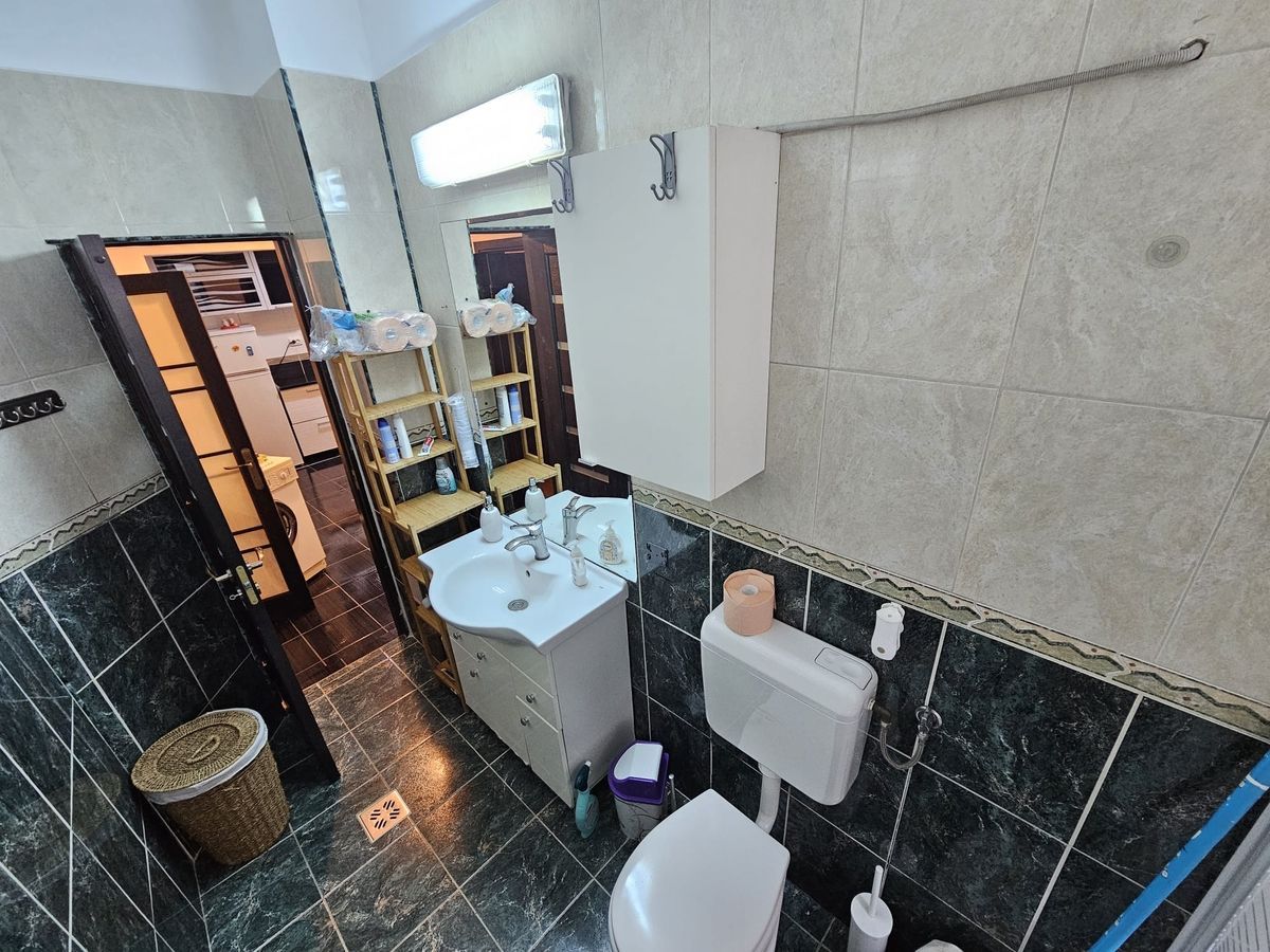 OPORTUNITATE DE VÂNZARE | 3 CAMERE ÎN VILA | CENTRALA PROPRIE  | ZONA DECEBAL - Poză 8