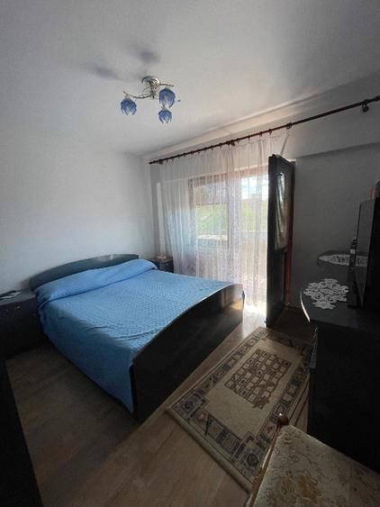 BRASADAS vinde ap 2 cam etaj 1/4 Carpati 2. - Poză 8