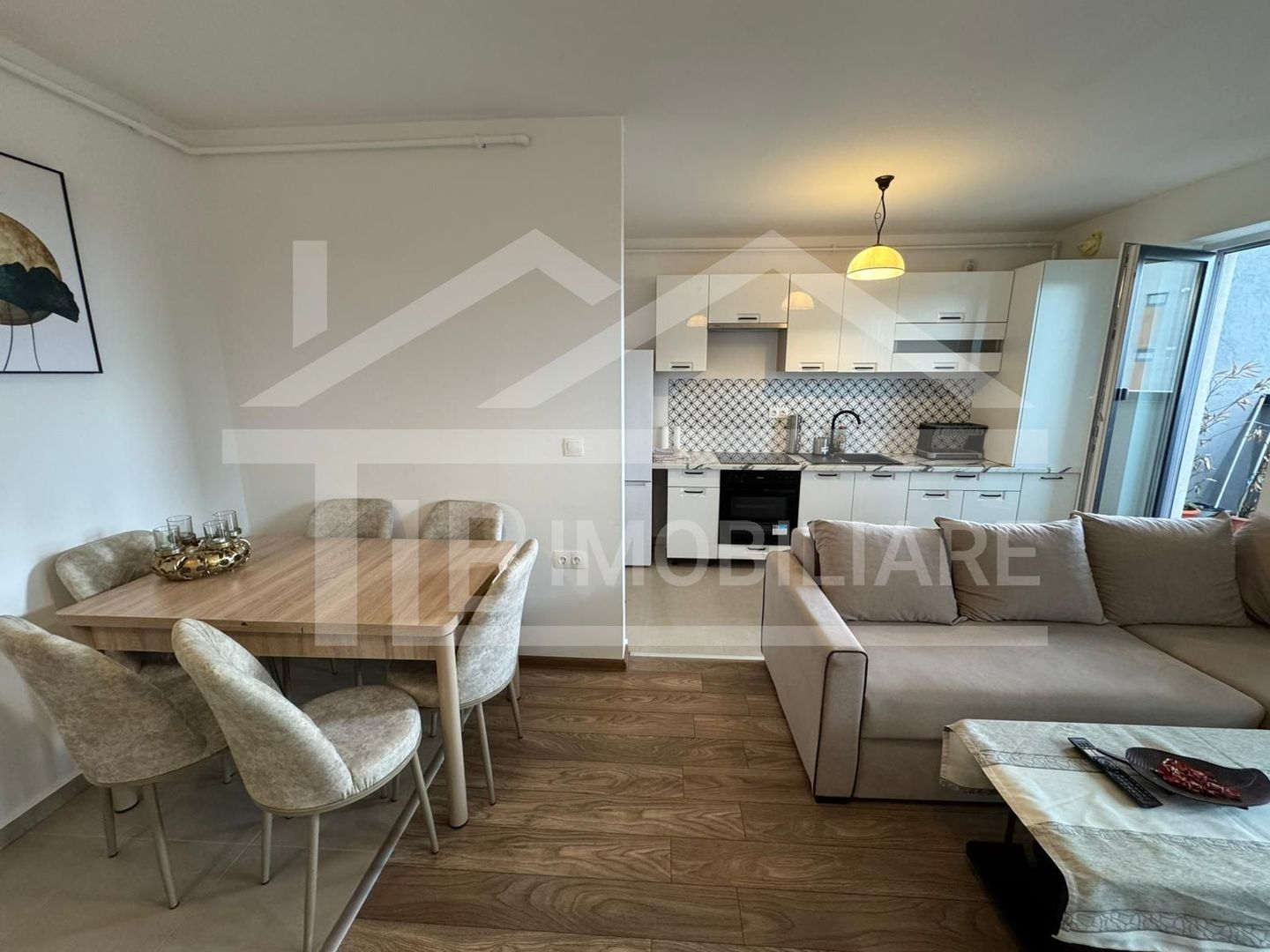 Apartament cu 2 camere, 49mp, parcare, boxa, Zona Maurer Residence - Poză 2