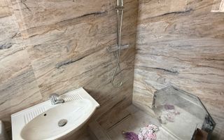 Corp casa de 5 garsoniere mobilate/utilate - zona Brașovul Vechi - Poză 14