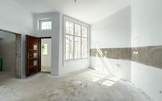 Casa semifinisata de vanzare pe strada Brasov! - Poză 4