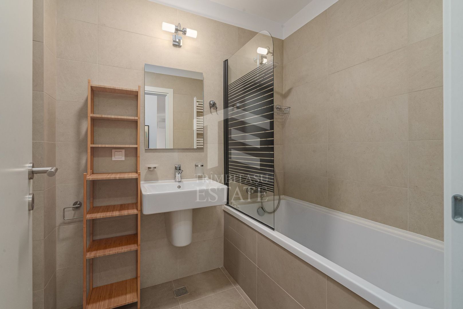 Inchiriere 2 Camere Porsche Pipera - H Pipera Lake, parcare inclusa - Poză 10