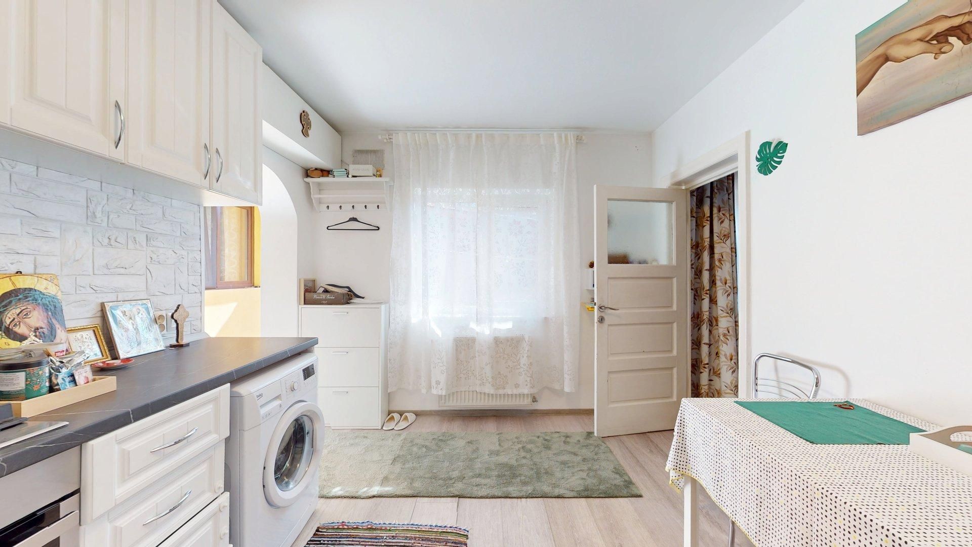 VIla Spatioasa 9 Camere si teren 260 mp - Strada Escalei! - Poză 11