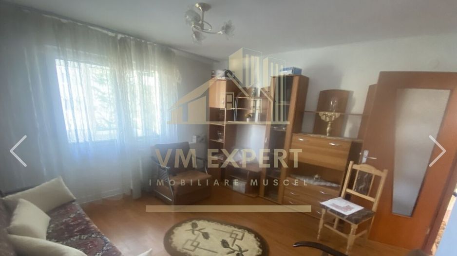 APARTAMENT 2 CAMERE, ETAJ 4, CAMPULUNG, PRET 35000 EURO - Poză 1