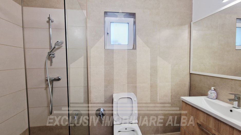 Casa individuala | 120mp | 500mp teren | Centru - Poză 9