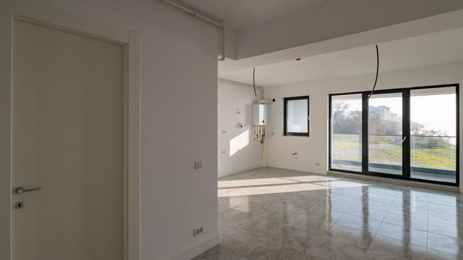 2 camere Mamaia | Private Lake- bloc 2025| Vedere frontală la lac, la 5 m de apa - Poză 9