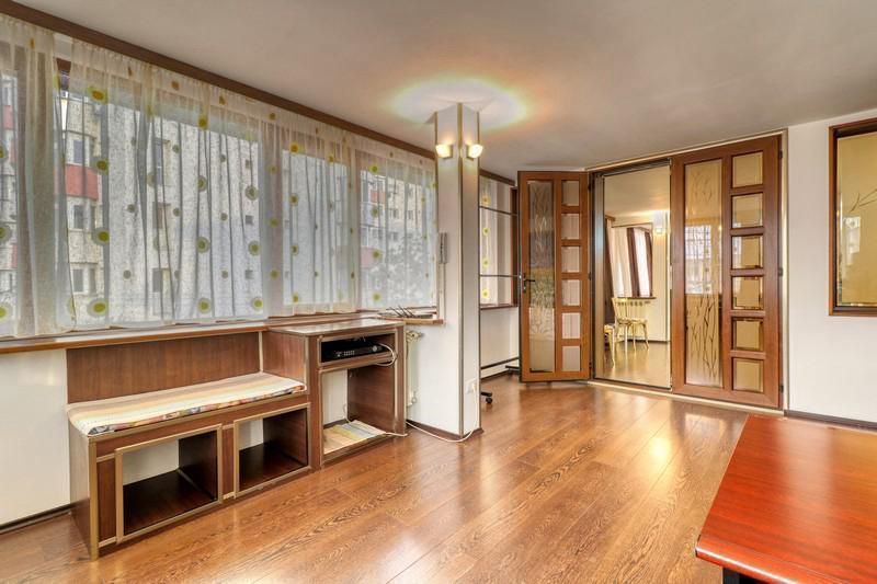 Apartament 5 camere,  Etaj integral vilă monument arhitectural - Poză 17