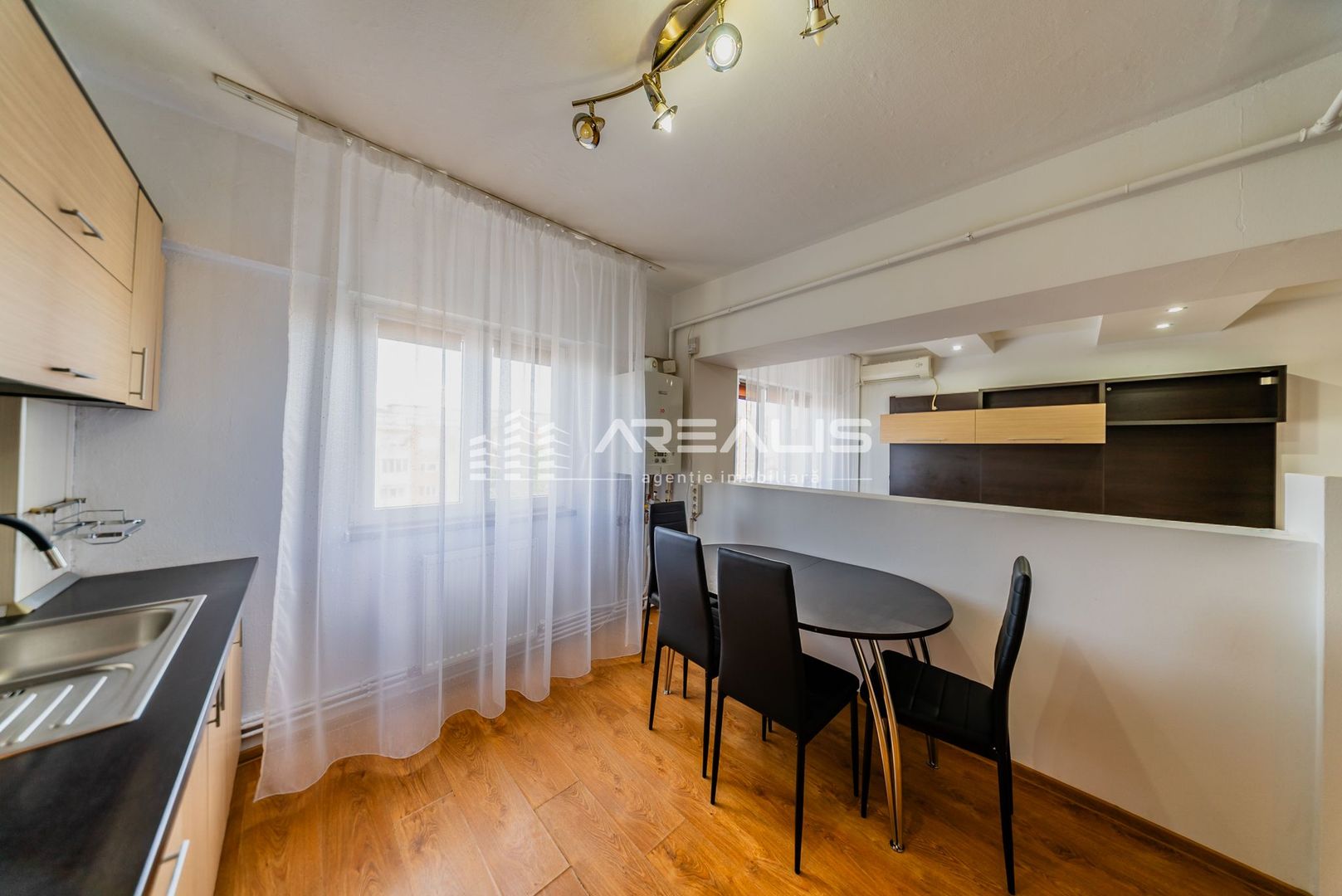 ÎNCHIRIAT!!! Închiriere apartament 3 camere –Micălaca - Poză 4