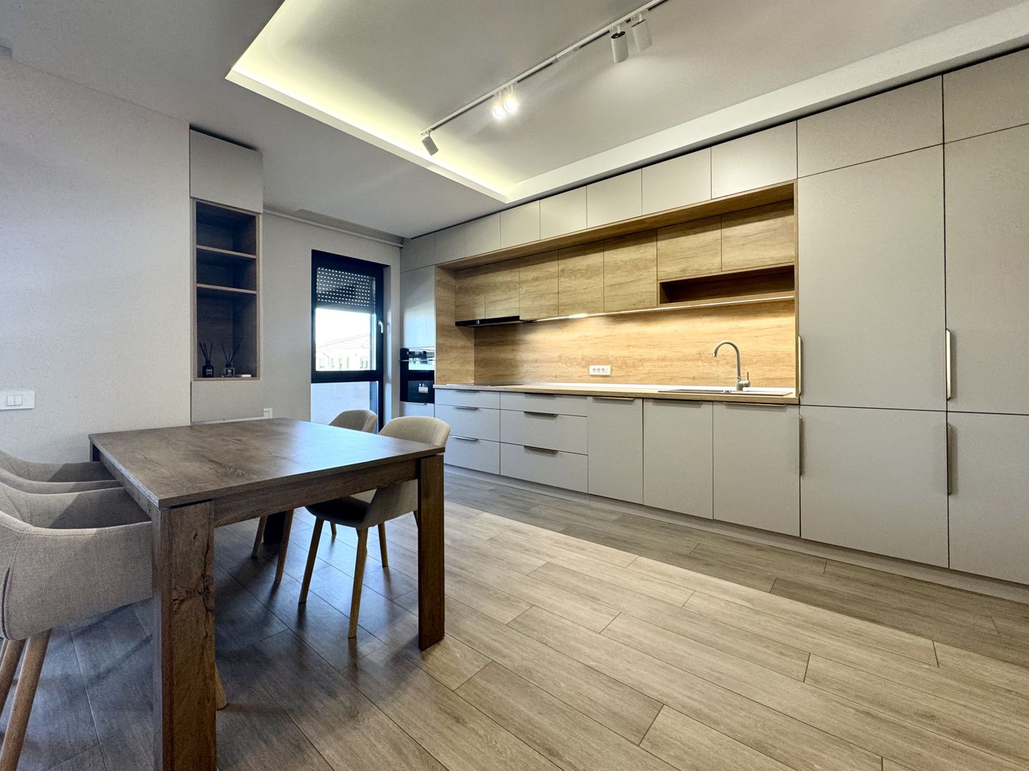 Apartment cu 2 camere, cu terasa generoasă, in zona Dumbrăvița - Kaufland - Poză 6