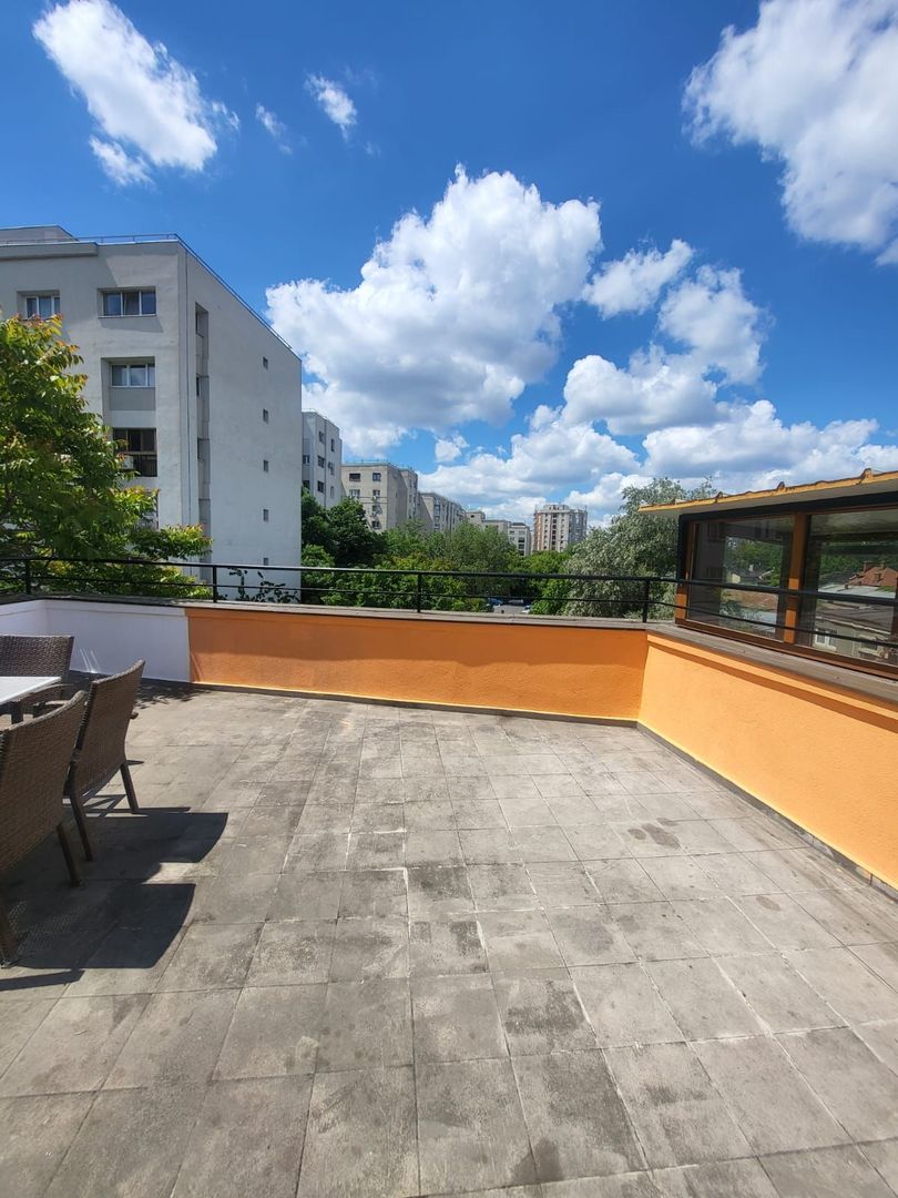 Apartament cu terasa, 4 minute metrou Muncii, centrala proprie - Poză 1