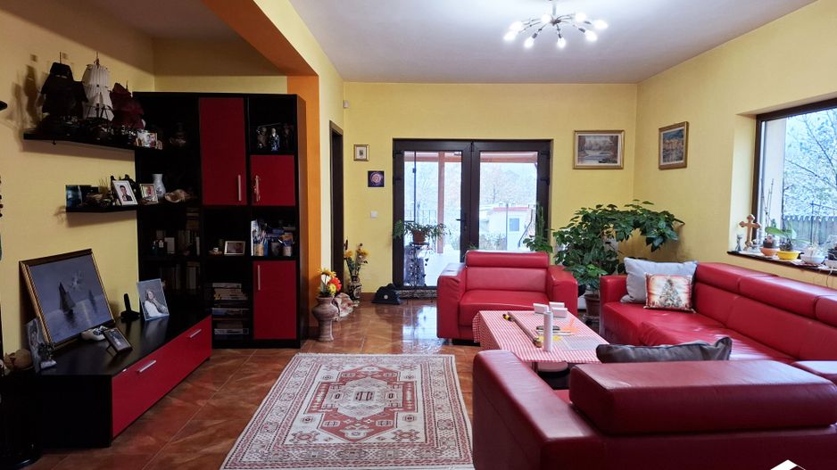 Vila cu 4 camere, Gageni - Poză 5