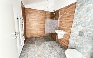 Apartament cu 3 camere pe 2 nivele in Giroc - Poză 8