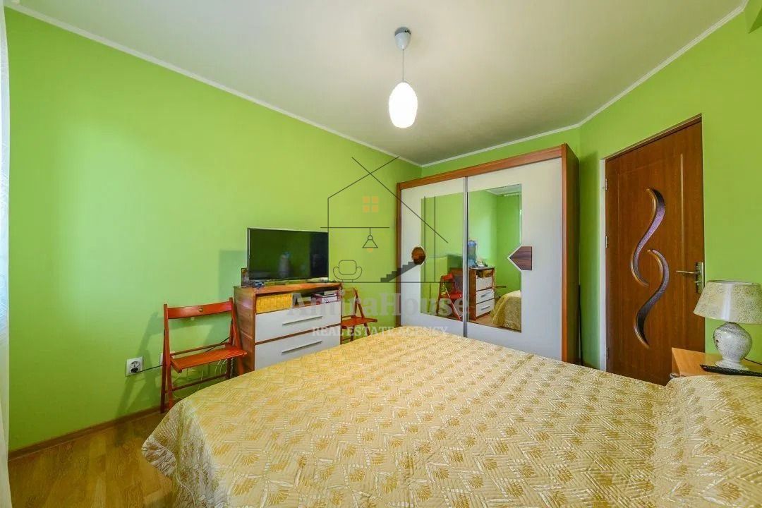 Casa tip duplex, finisat, parcare, aprox teren 200 mp, Floresti Terra - Poză 14