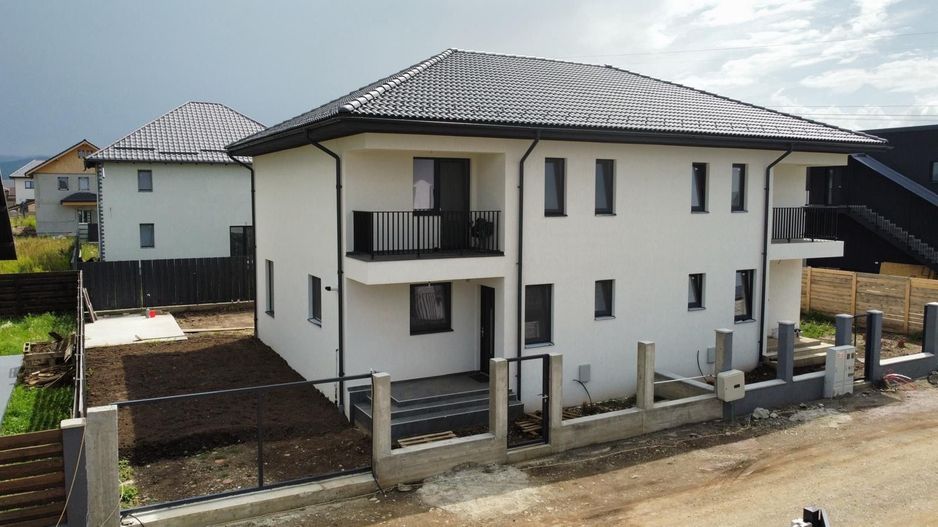 De Vânzare Duplex În Cartierul Izvor - Poză 1