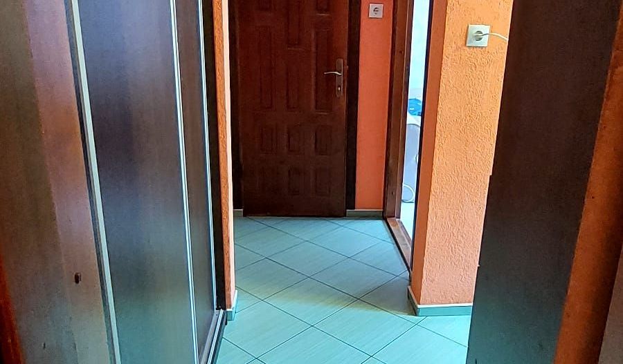 Apartament cochet cu 2 camere - Str.  Soldat Zambila Ionita 3 - Poză 12