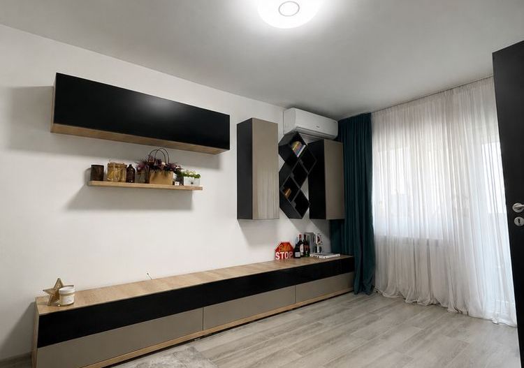 Apartament 2 camere decomandat  in zona Iancului, renovat complet - Poză 1