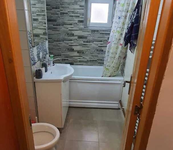 Apartament de inchiriat cu trei camere - Poză 7