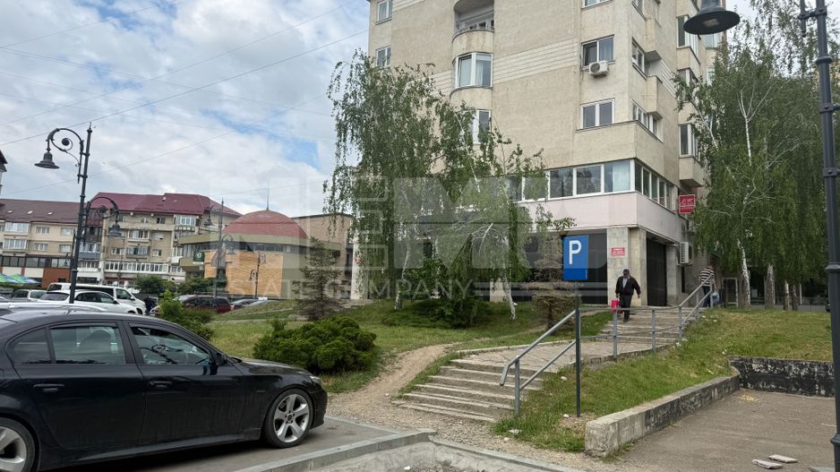 Spatiu comercial 120 mp | Ultracentral Radauti | Vanzare - Poză 3