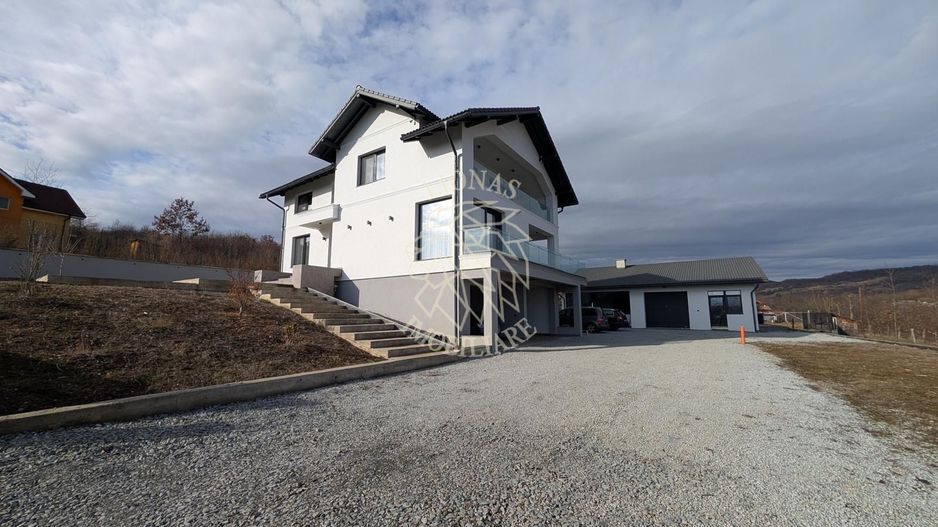 Casa de Lux 378 mp con.-teren 1250 mp-foisor-Valea Rusului - Poză 7