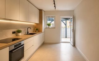 Vilă individuală în Tunari – 5 camere, curte privată - Poză 15