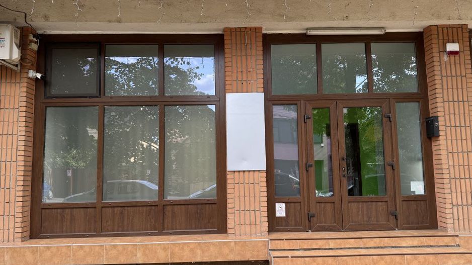 Spatiu servicii, birouri, Zona Modern. Comision 0 - Poză 20