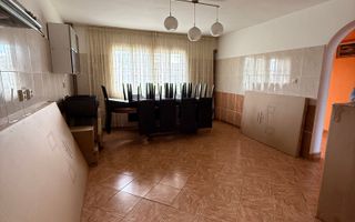 Casă cu teren central în Miersig 20 km de Oradea - Poză 21