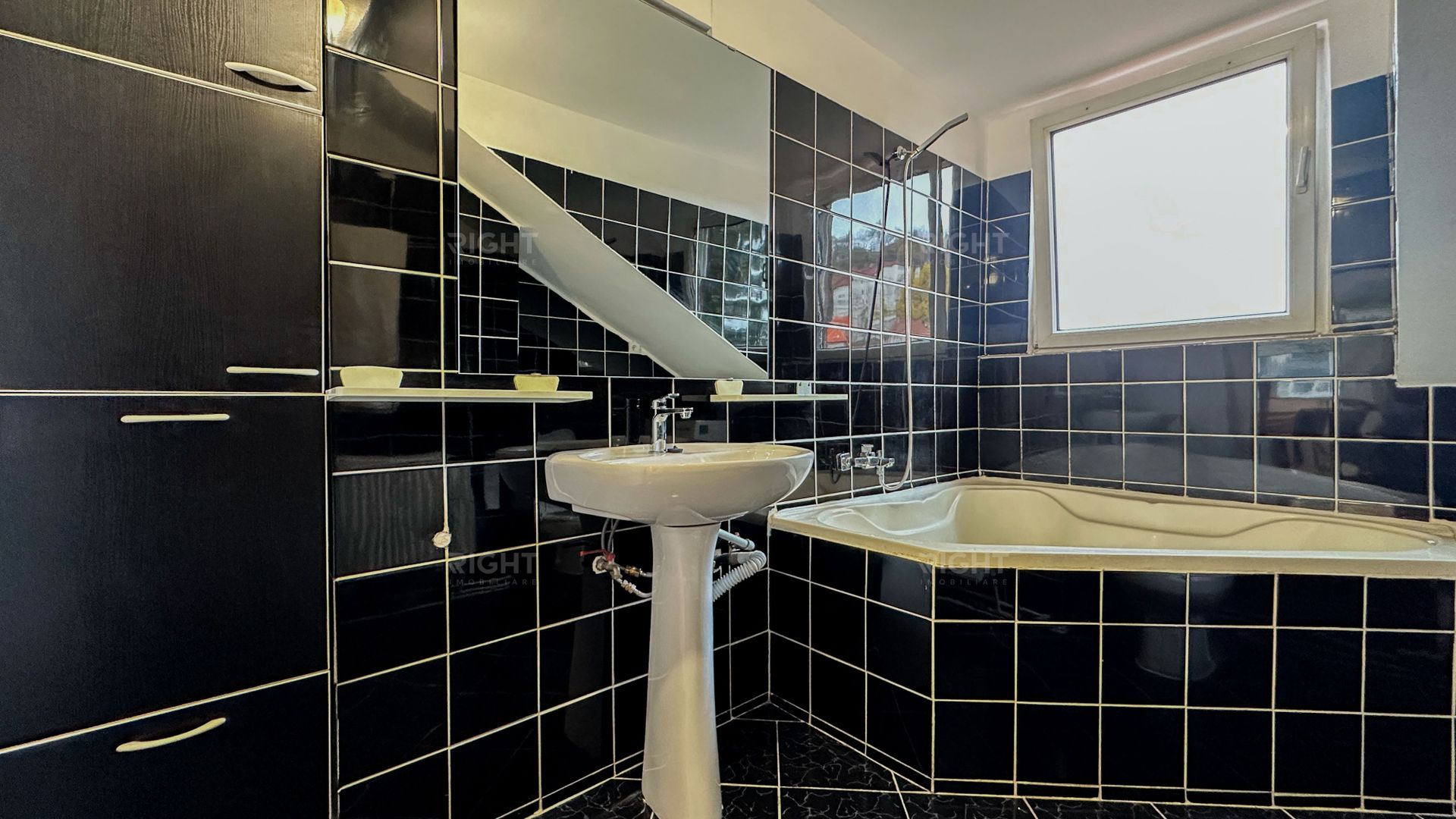 Apartament 2 camere Centrul Vechi Brasov - Poză 8