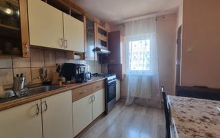 APARTAMENT 4 CAMERE, 2 BĂI, BALCON, PIVNIȚĂ, B-DUL MIHAI VITEAZU - Poză 10