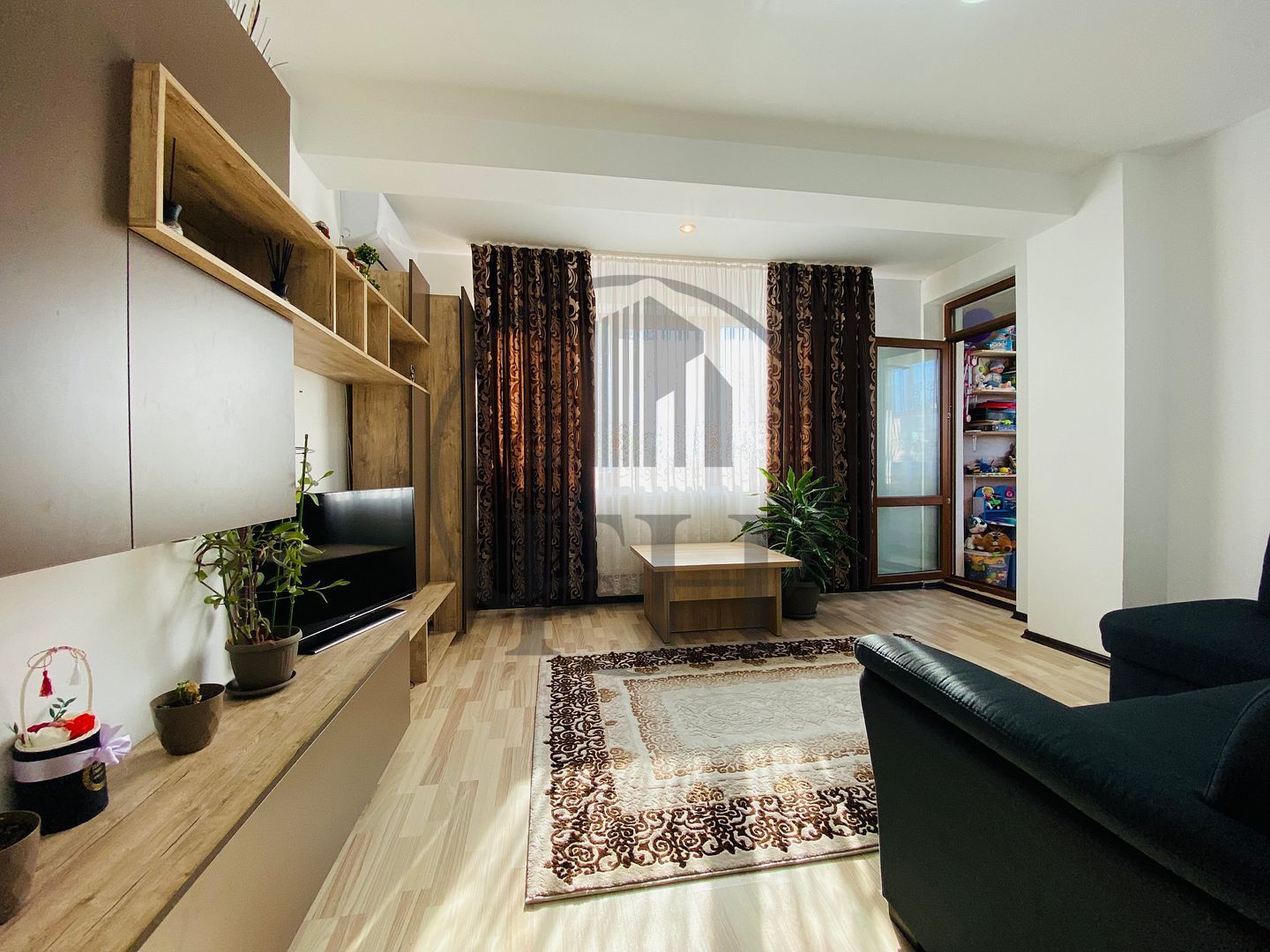 Apartament 2 camere de inchiriat Primo, Compozitori - Poză 3