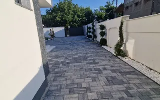Casă modernă de lux – 4 camere, teren 373 mp, curte amenajată - Poză 13