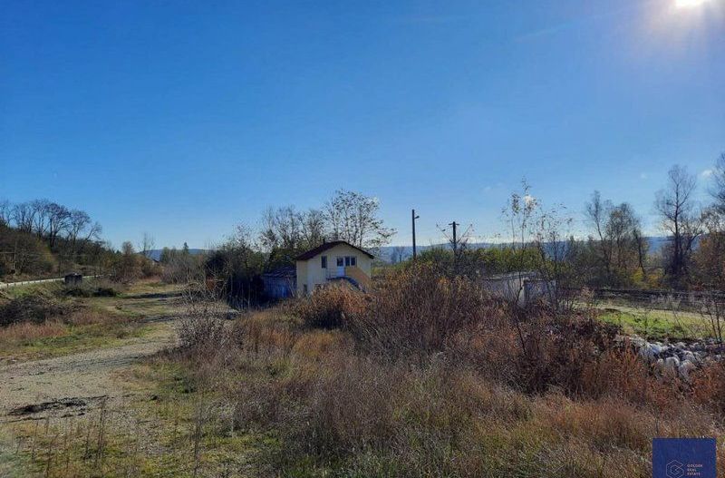 Spatiu de productie, fosta balastiera, Conop, 9100 mp - Poză 3