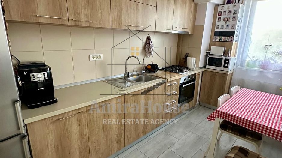Apartament 3 camere, finisat, parcare, et 1, zona str Anina Marasti - Poză 3