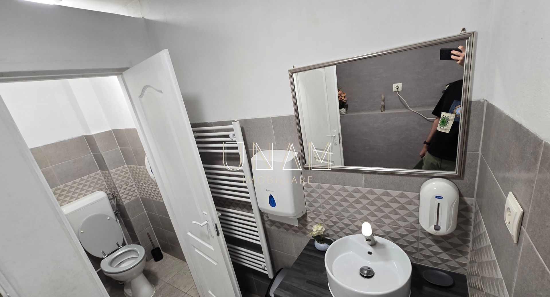 Oportunitate  unică– Restaurant + Pensiune, ideală pentru evenimente și turism - Poză 10