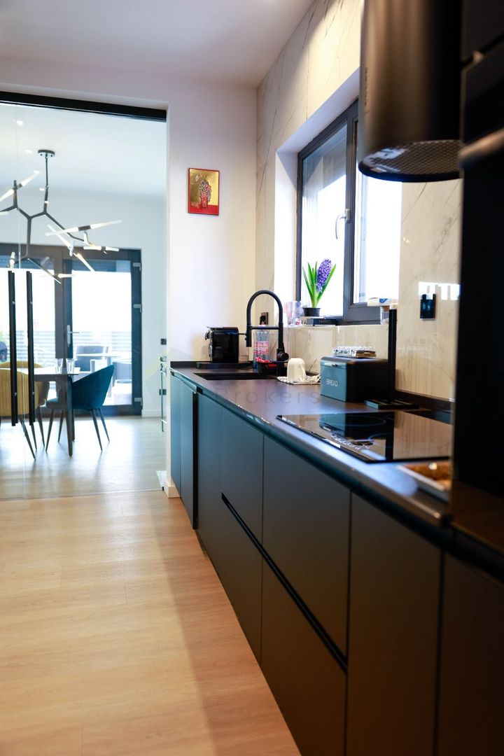 Vilă individuală Corbeanca | design modern, curte amenajată - Poză 10