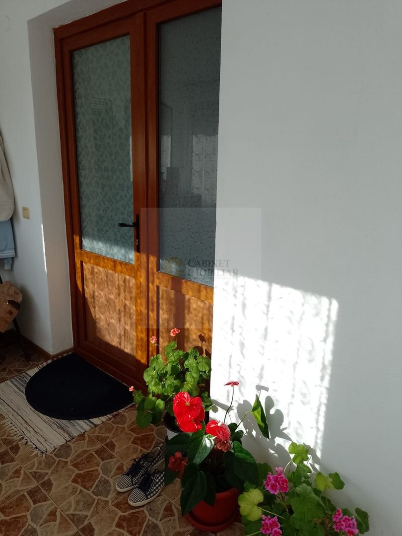 Casă de vacanță modernă cu teren generos –15min de Tecuci - Poză 9