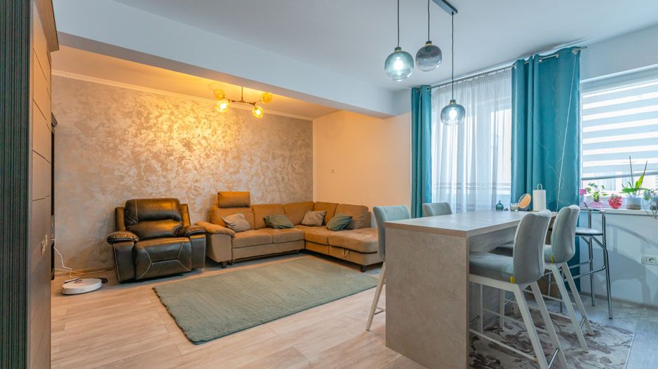 Studio mobilat și utilat, bloc 2020, etaj 3 – Terasă comuna amenajată - Poză 1