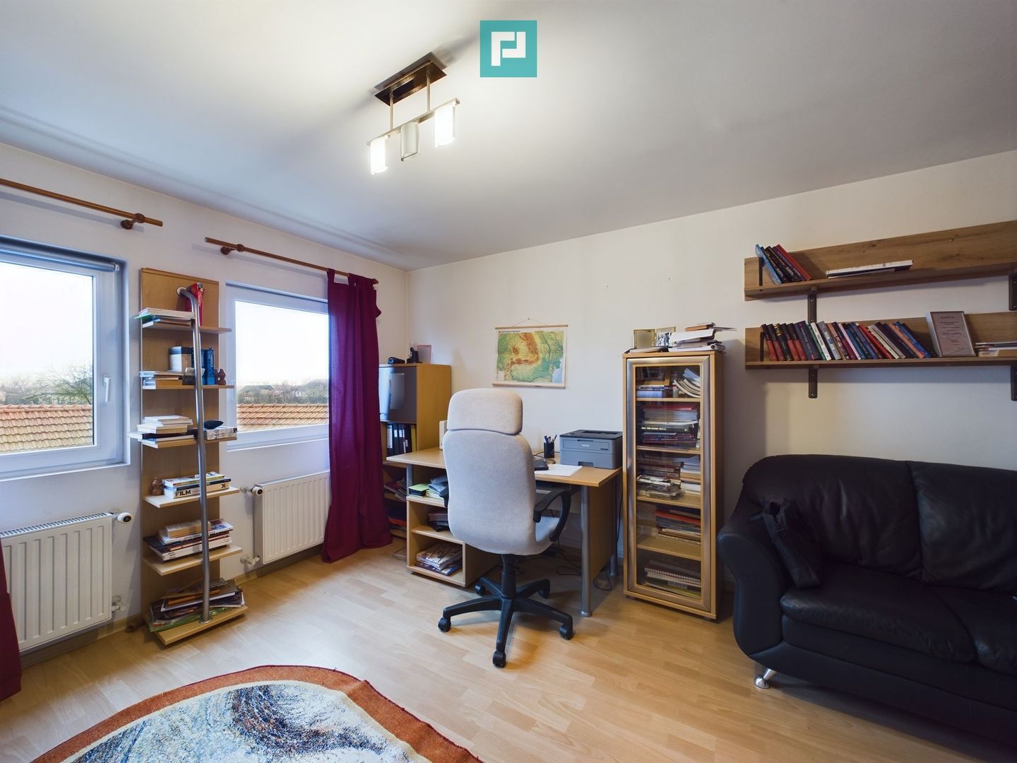 Casă situată Central în Dumbrăvița - Poză 21