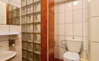 Spatiu birouri de închiriat Brasov - 68 mp  # spatii-comerciale-brasov.ro - Poză 10